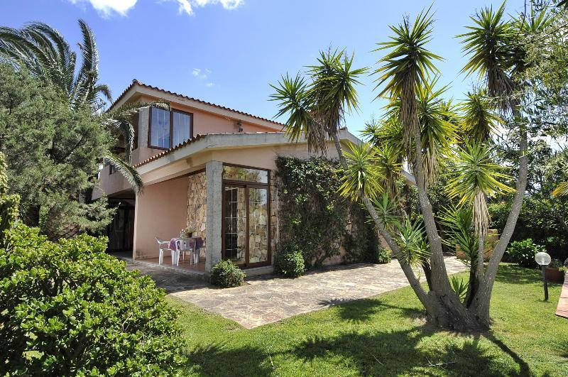 Residence Le Canne San Teodoro  Exteriör bild